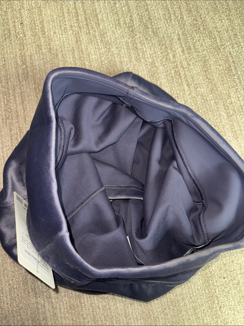 Lululemon Woman's Size L Nightfall Scuba High-Rise Mini Skirt Velvet - Picture 7 of 7